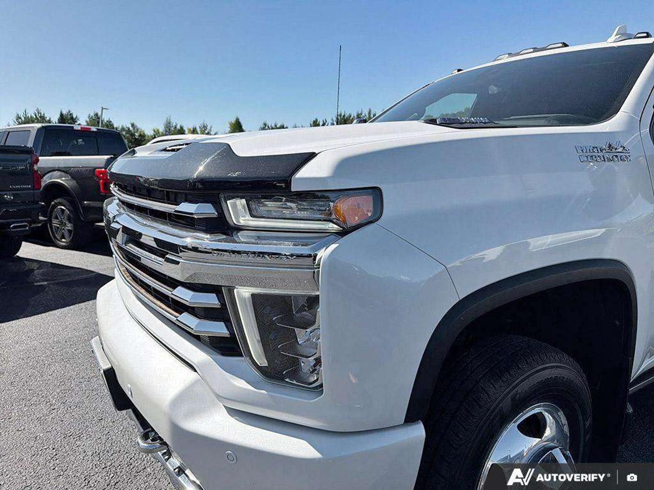 2022 Chevrolet Silverado 3500 Trailering Mirrors   Heated Seats   Sunroof   Trailer Brake Controller Photo