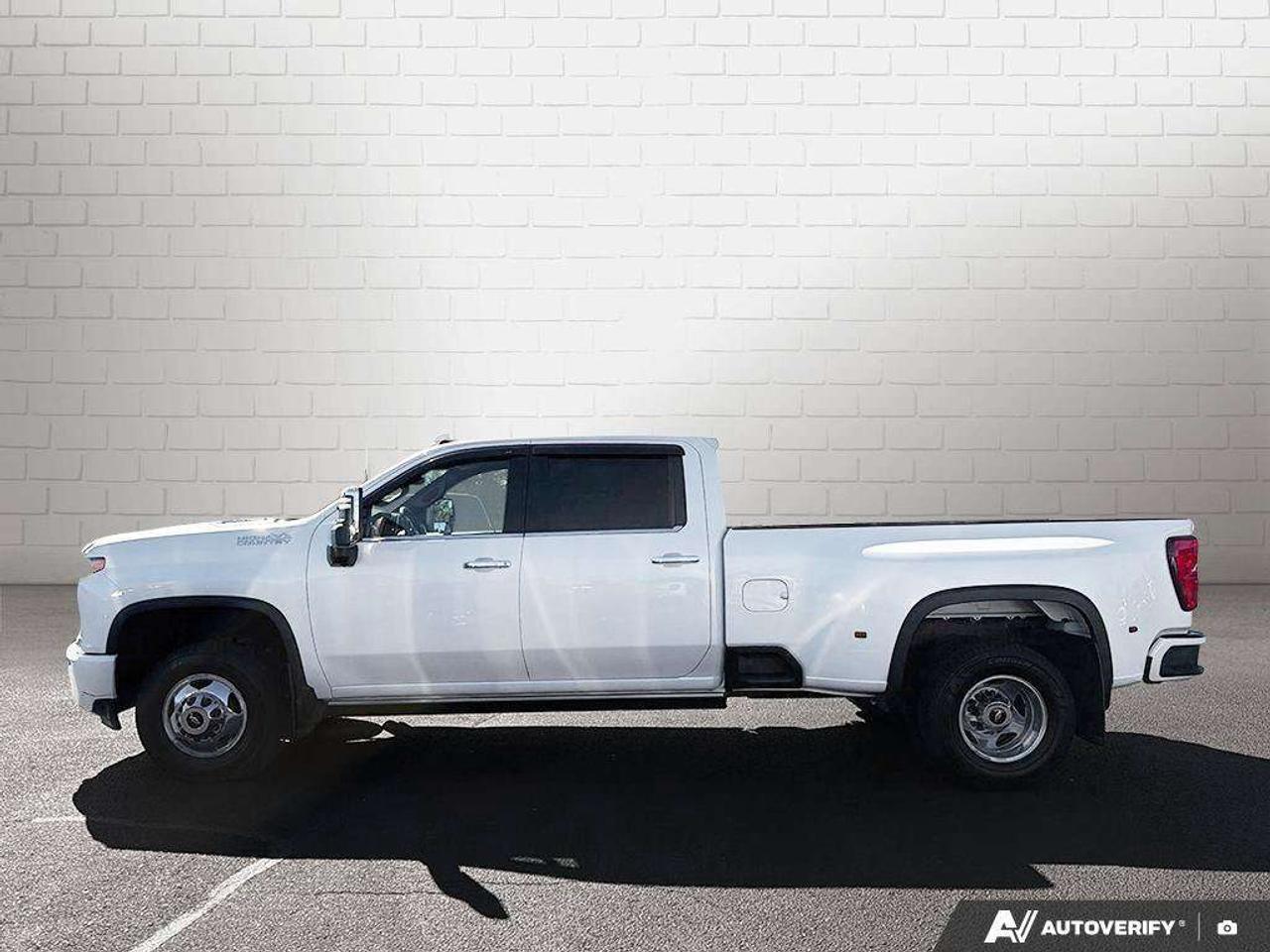 2022 Chevrolet Silverado 3500 Trailering Mirrors   Heated Seats   Sunroof   Trailer Brake Controller Photo
