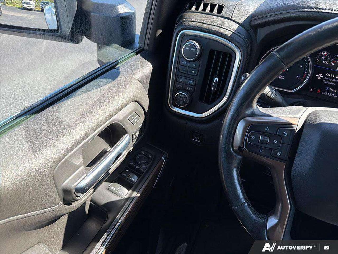 2022 Chevrolet Silverado 3500 Trailering Mirrors   Heated Seats   Sunroof   Trailer Brake Controller Photo