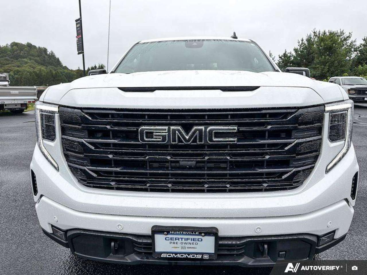 2024 GMC Sierra 1500 One Owner   Trailer Brake Controller   Remote Start   Heated Seats Photo