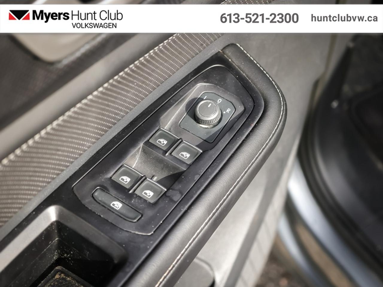 2024 Volkswagen Atlas Cross Sport Highline 2.0 TSI Photo