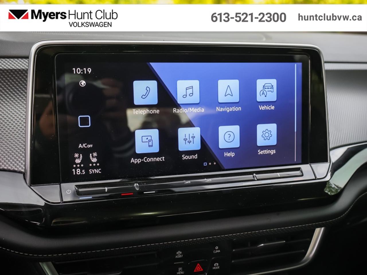 2024 Volkswagen Atlas Cross Sport Highline 2.0 TSI Photo