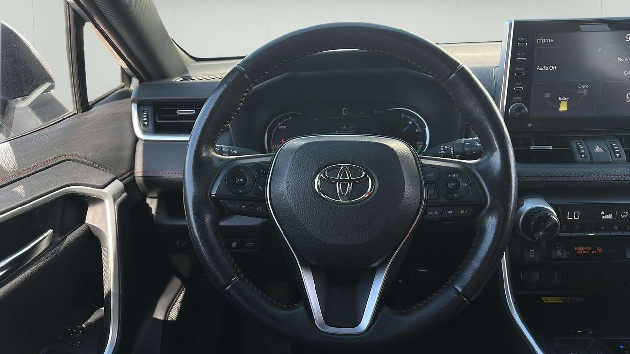 2022 Toyota RAV4 Prime XSE Photo