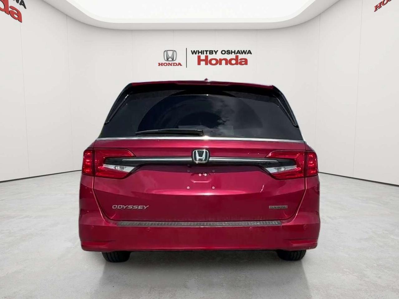 2022 Honda Odyssey Touring Photo