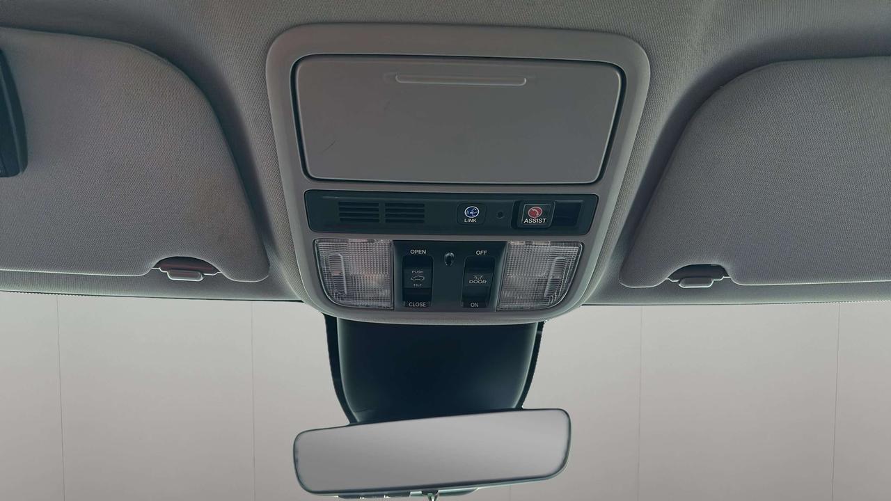2022 Honda Odyssey Touring Photo