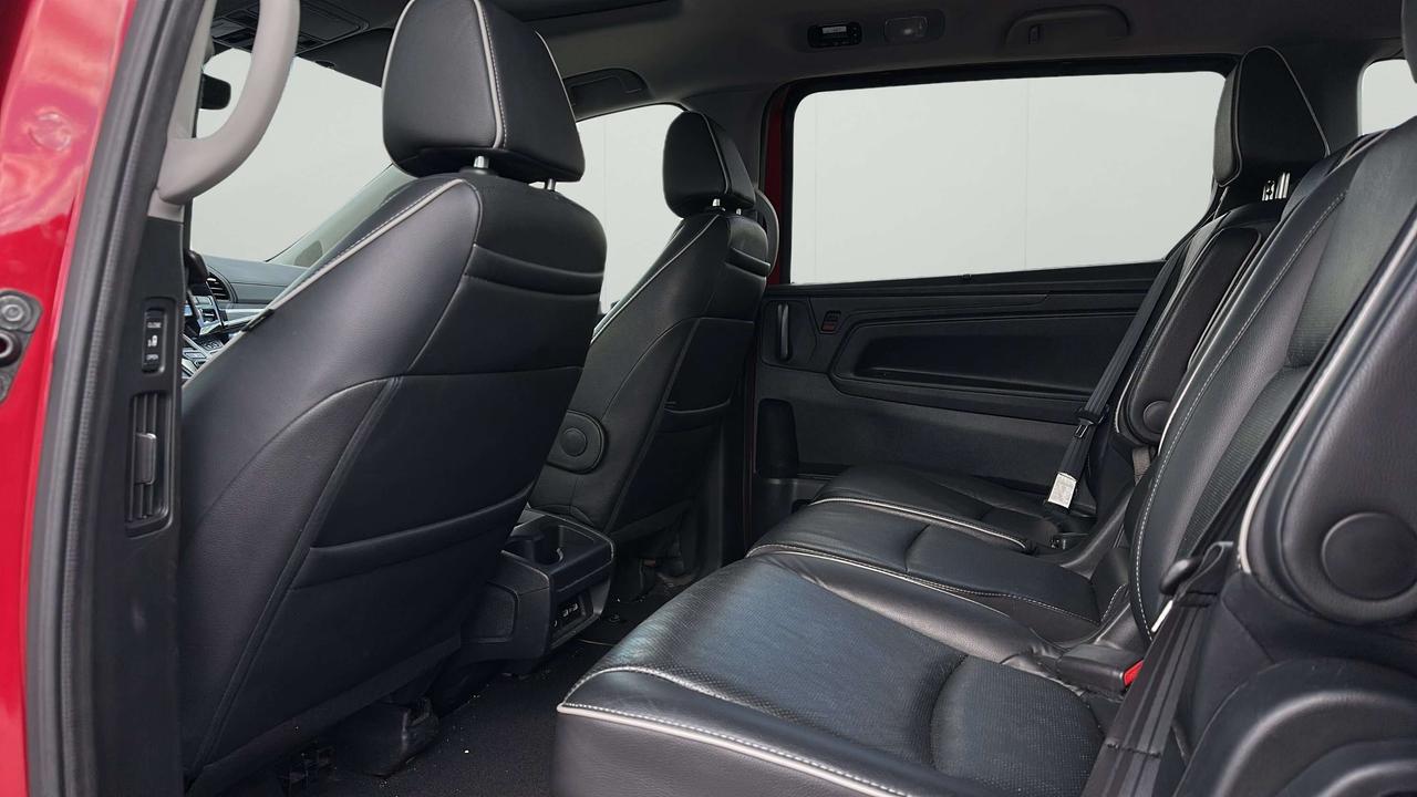 2022 Honda Odyssey Touring Photo