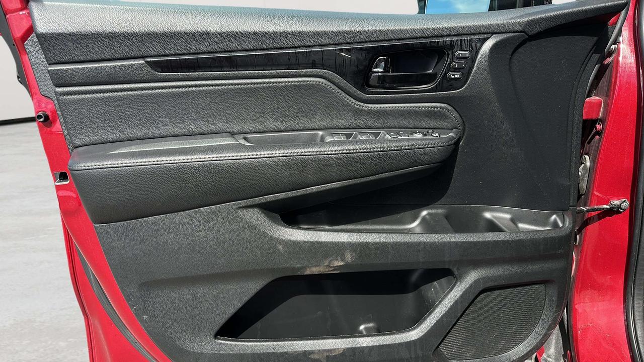 2022 Honda Odyssey Touring Photo