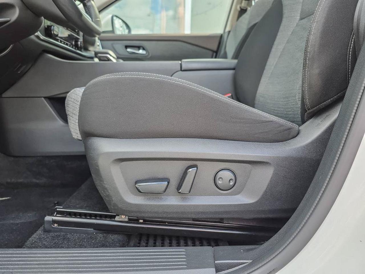 2023 Nissan Rogue SV Moonroof AWD | Certified Pre-Owned | Apple Car Play | Photo