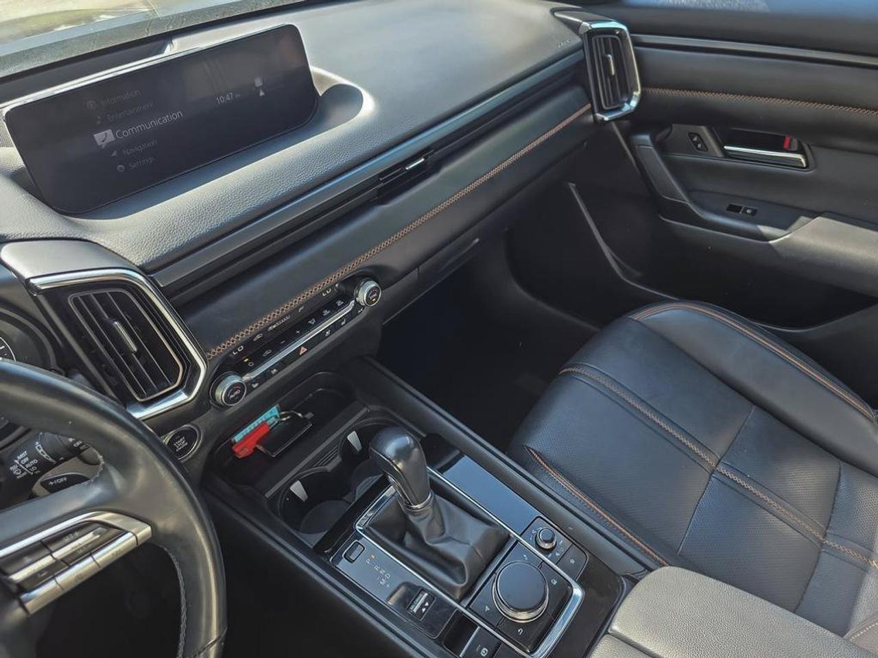 2024 Mazda CX-50 GT w/Turbo | AWD | Apple Car Play | Android Auto | Photo