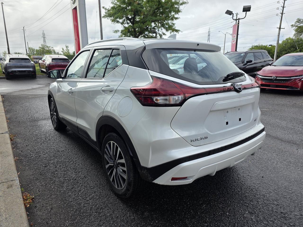 2024 Nissan Kicks SV | Apple Car Play | Android Auto | Heated Seats | Photo