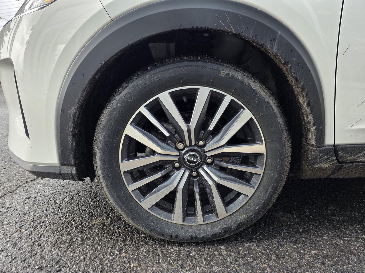 2024 Nissan Kicks SV | Apple Car Play | Android Auto | Heated Seats | Photo