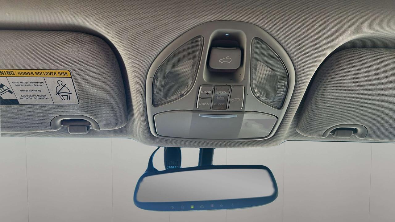 2014 Hyundai Santa Fe Luxury Photo