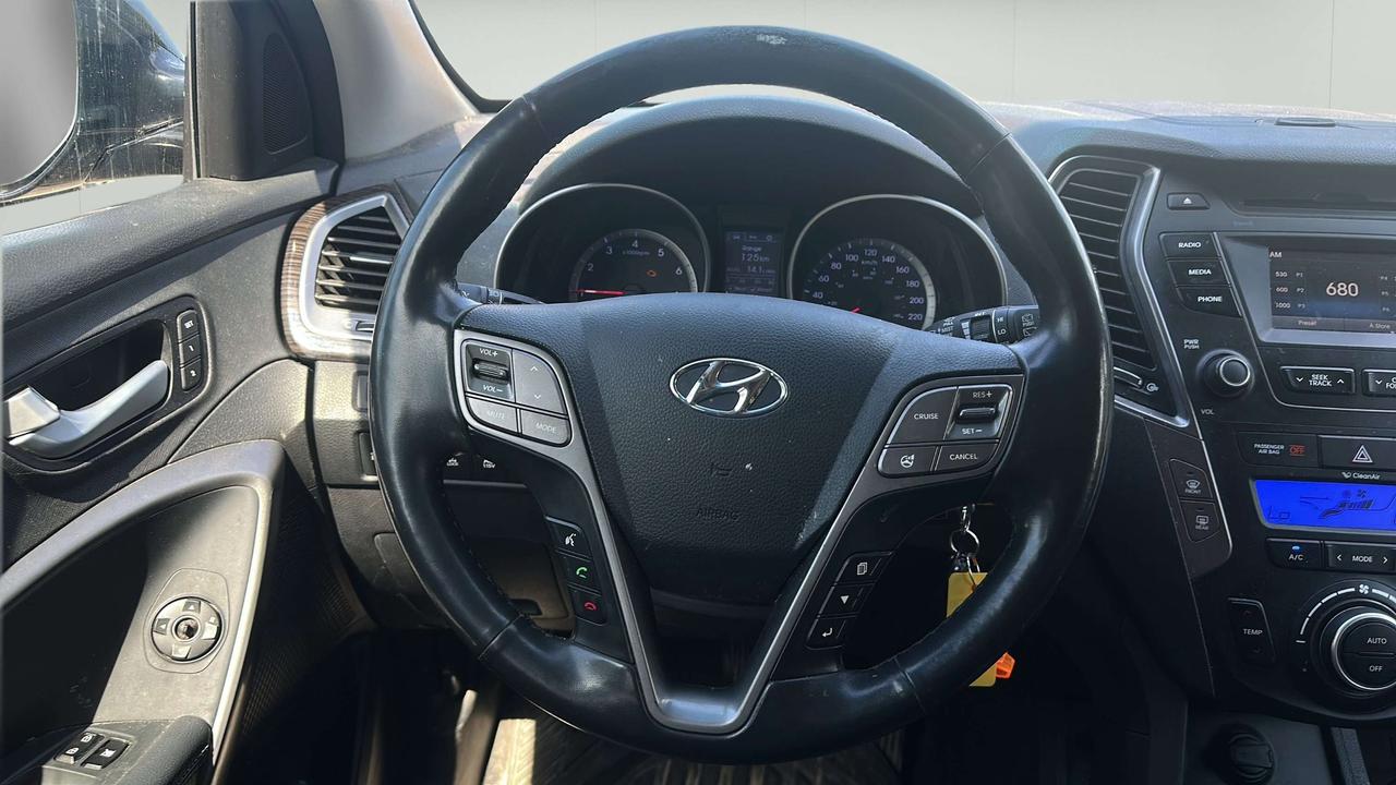 2014 Hyundai Santa Fe Luxury Photo