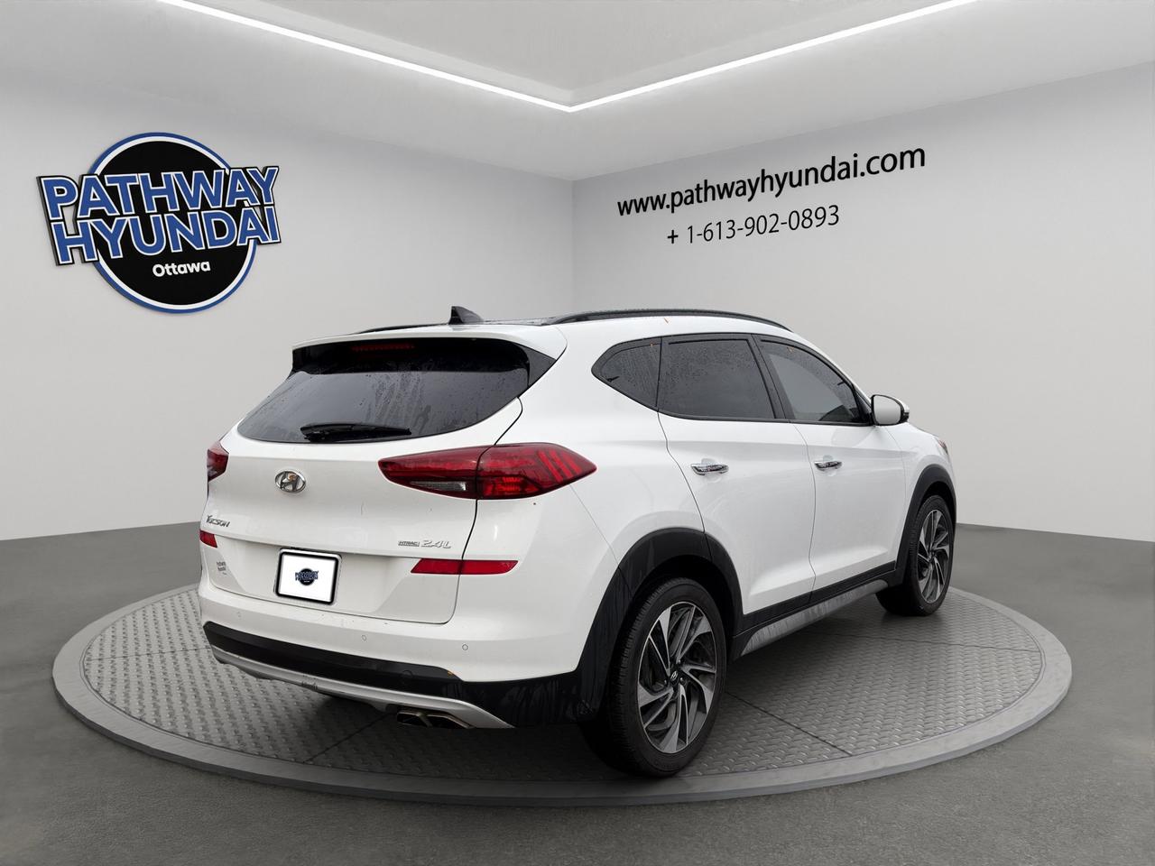 2019 Hyundai Tucson Ultimate | Panoramic Sunroof, Lane Keep Assist | Blind Spot Monitoring Photo3