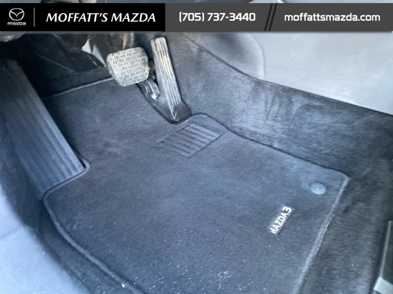 2022 Mazda Mazda3 Sport GT Photo