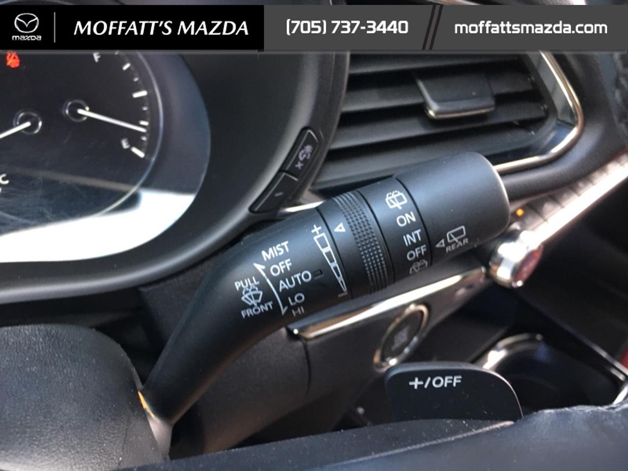 2025 Mazda CX-30 GT Photo