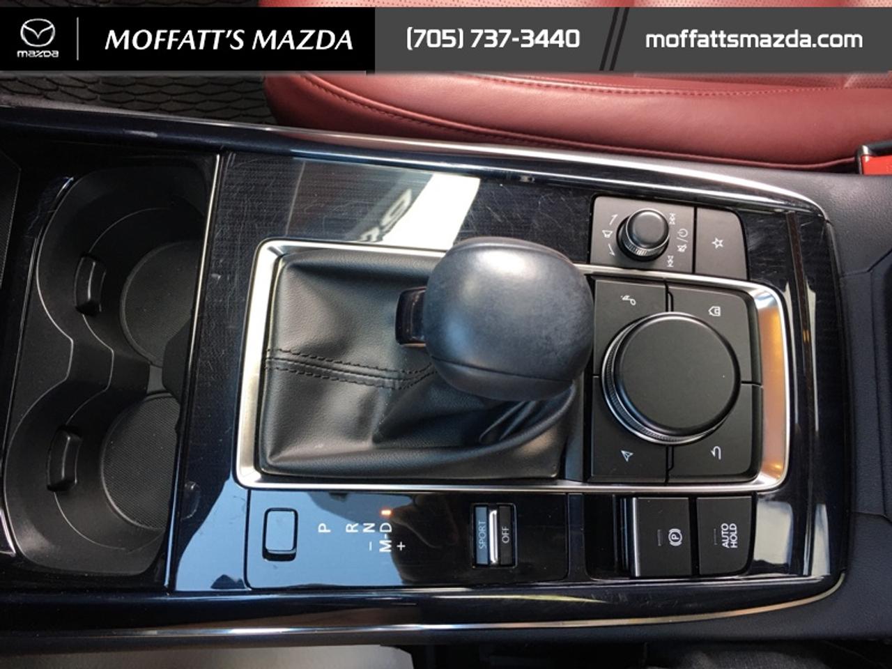 2025 Mazda CX-30 GT Photo