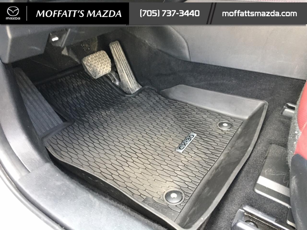 2025 Mazda CX-30 GT Photo