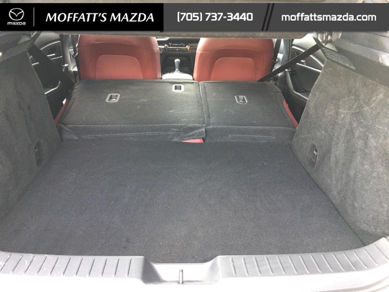2025 Mazda CX-30 GT Photo