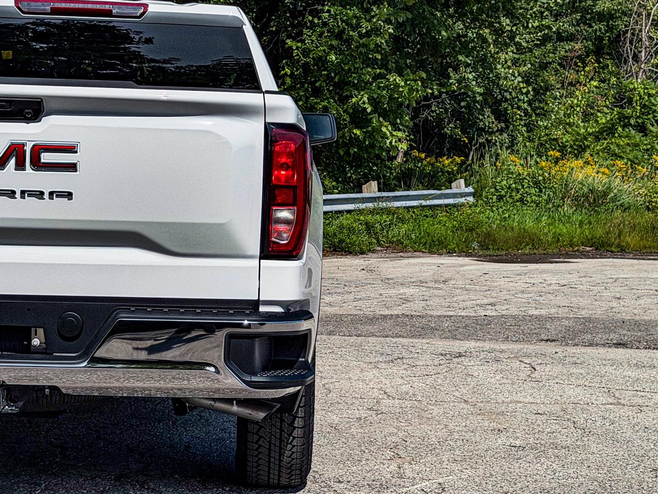 2026 GMC Sierra 1500 PRO Photo