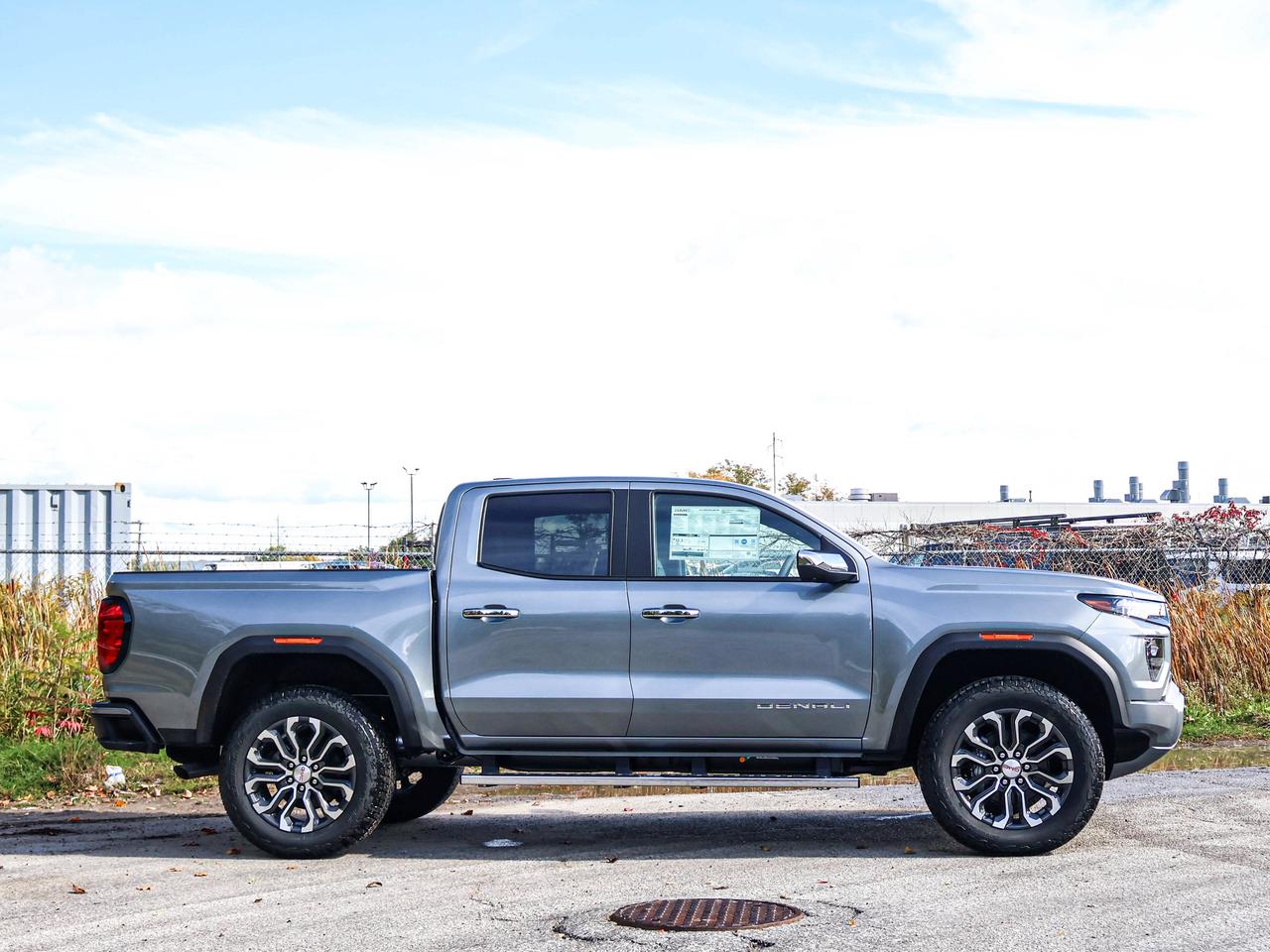 2026 GMC Canyon Denali Photo2