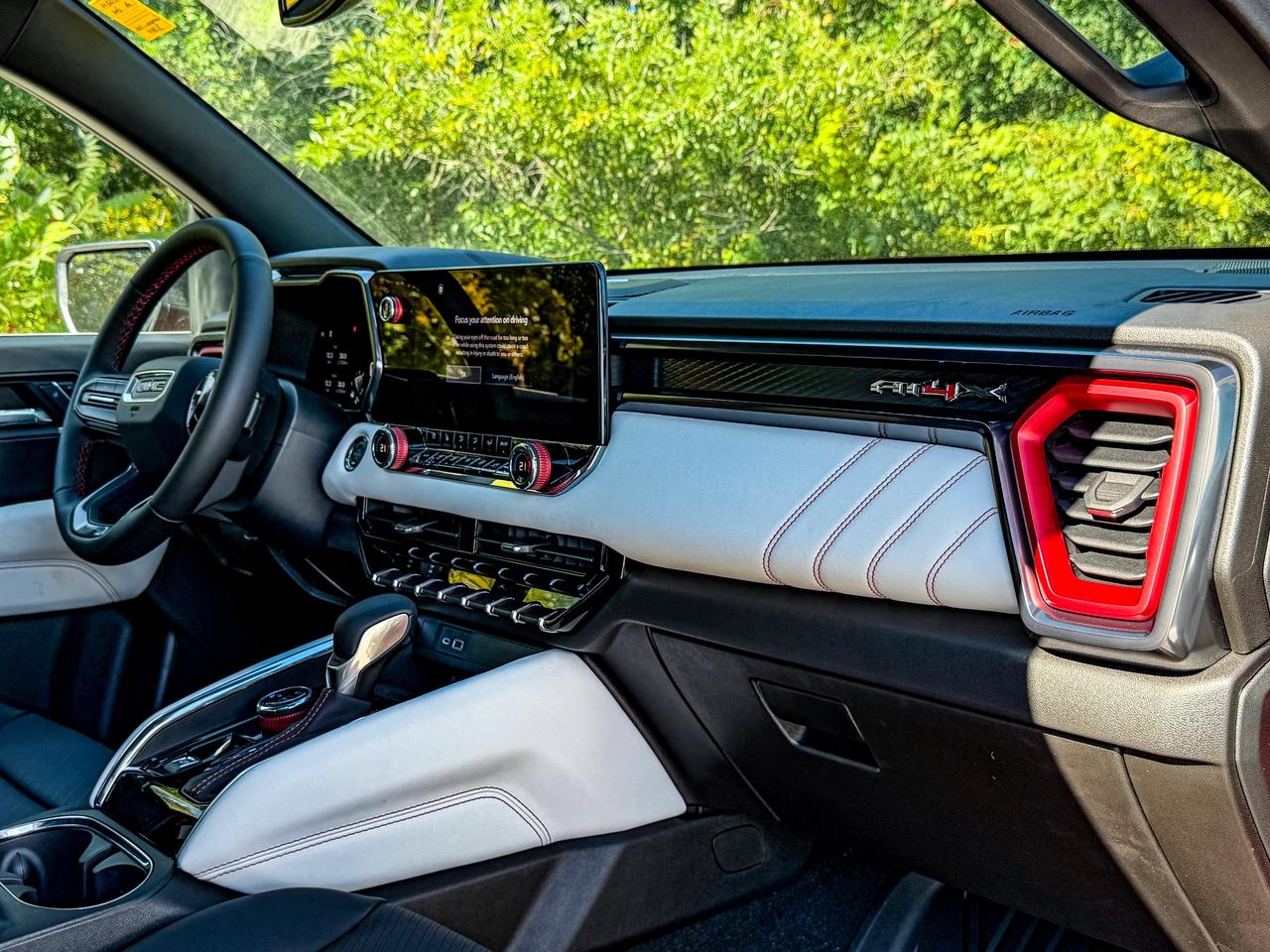 2026 GMC Canyon AT4X Photo