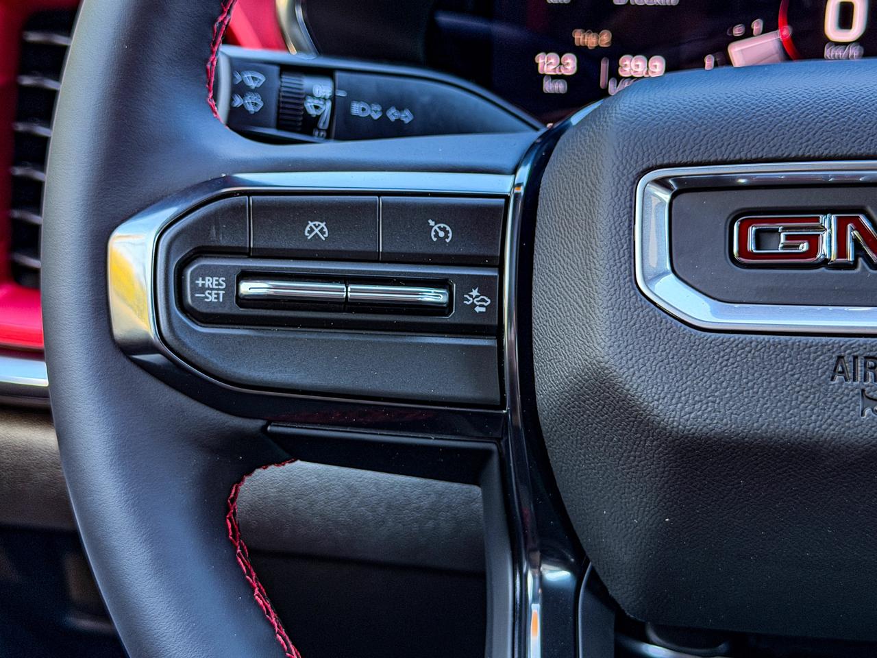 2026 GMC Canyon AT4X Photo