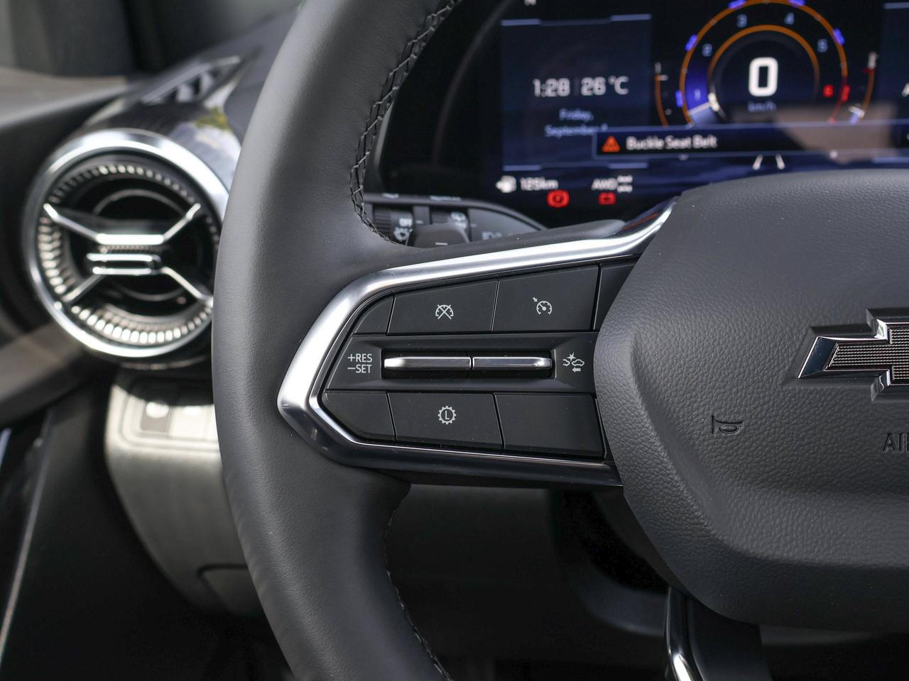 2027 Chevrolet Equinox AWD LT Photo