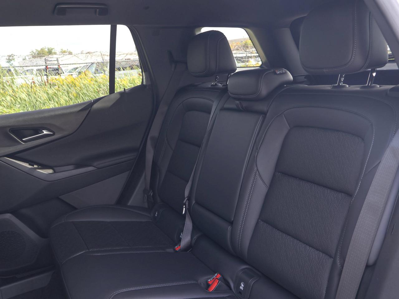 2027 Chevrolet Equinox AWD LT Photo