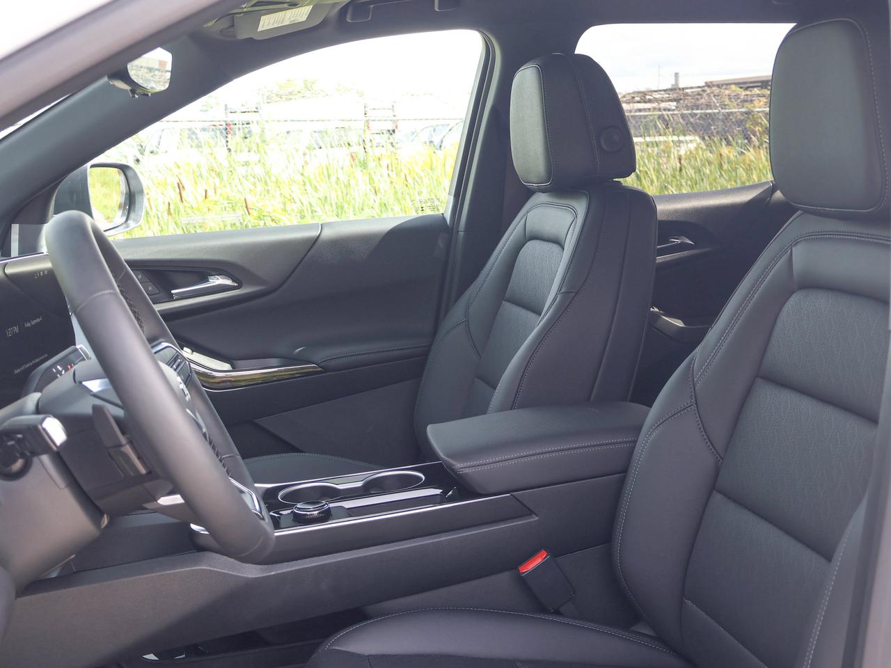 2027 Chevrolet Equinox AWD LT Photo