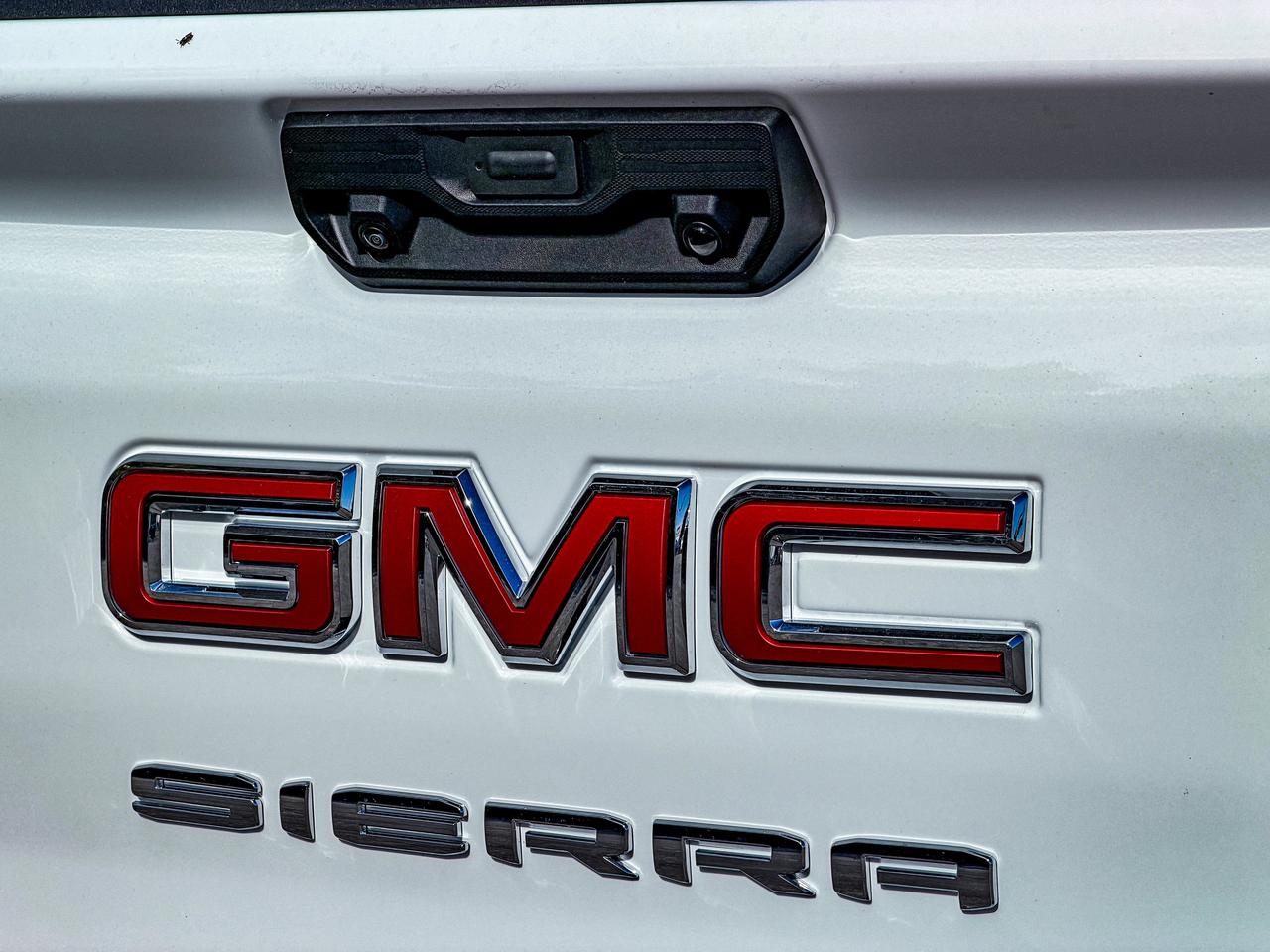 2026 GMC SIERRA 2500HD SLE Photo