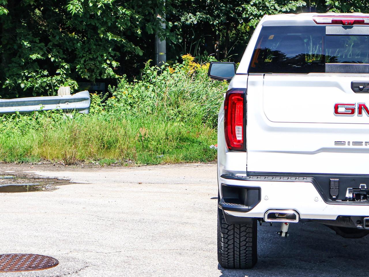 2026 GMC Sierra 1500 AT4 Photo