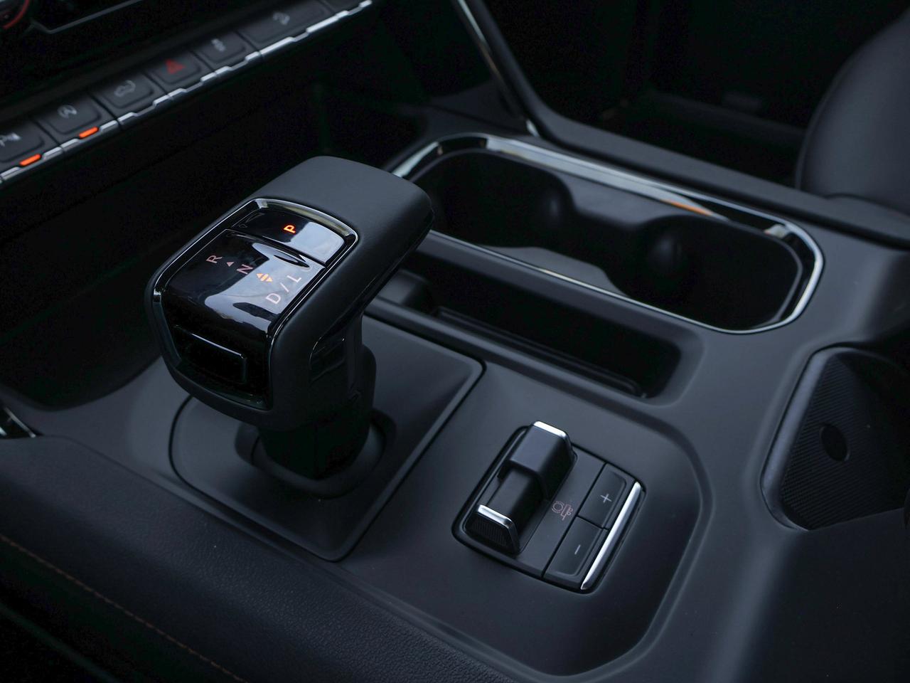 2026 GMC Sierra 1500 AT4 Photo