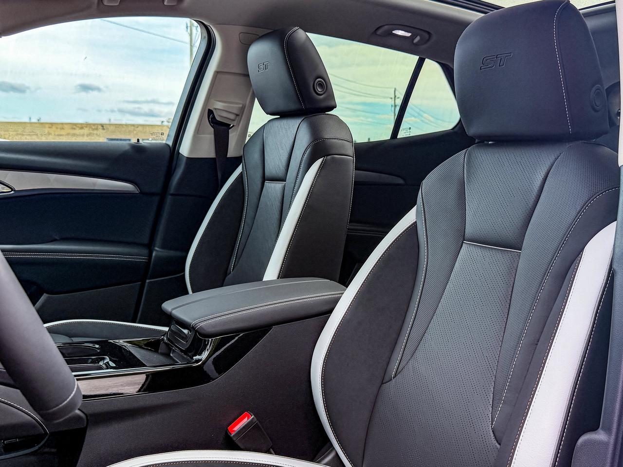 2026 Buick Envision SPORT TOURING Photo