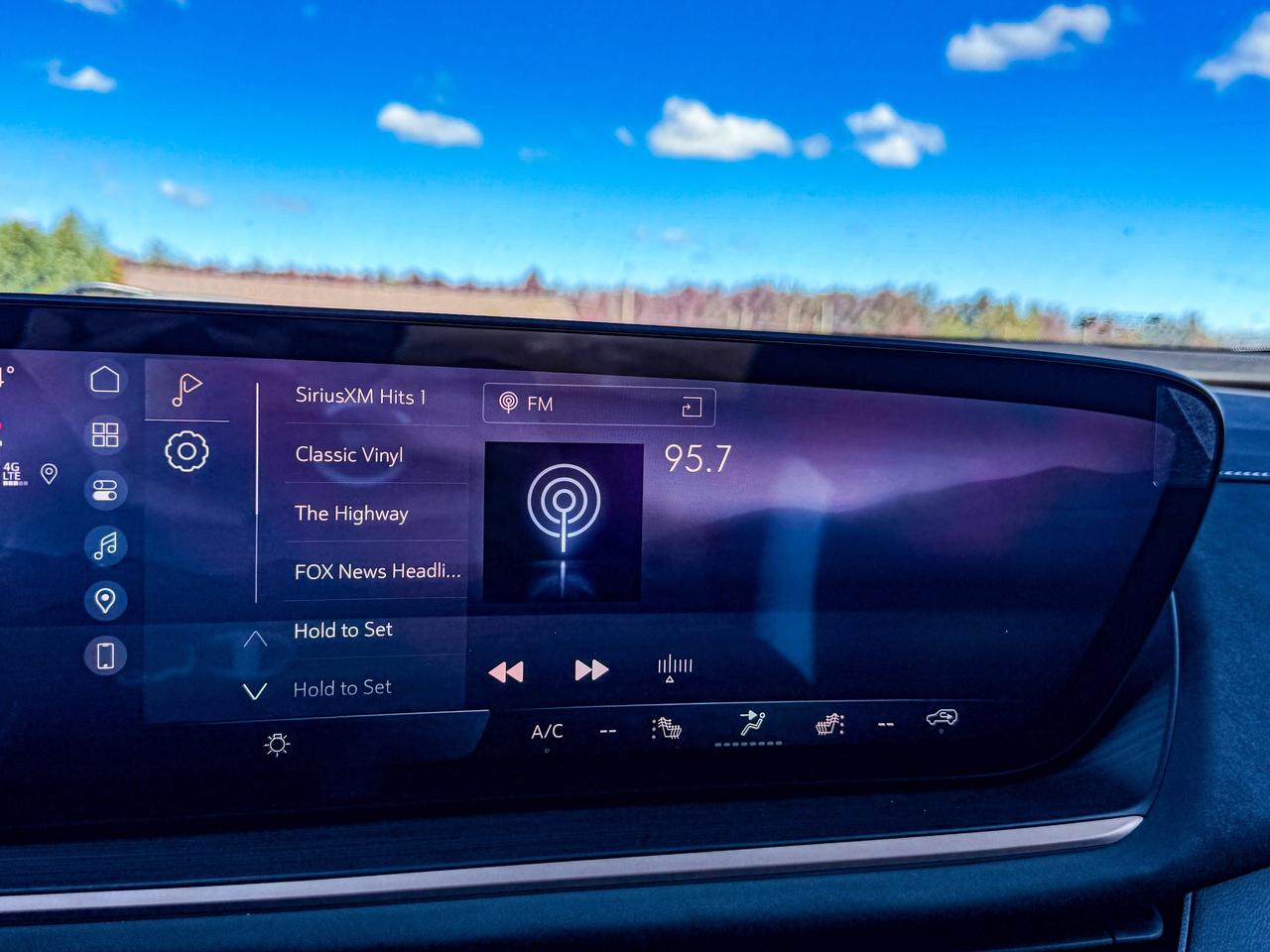 2026 Buick Envision SPORT TOURING Photo