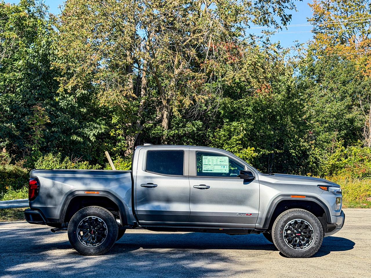 2026 GMC Canyon AT4 Photo