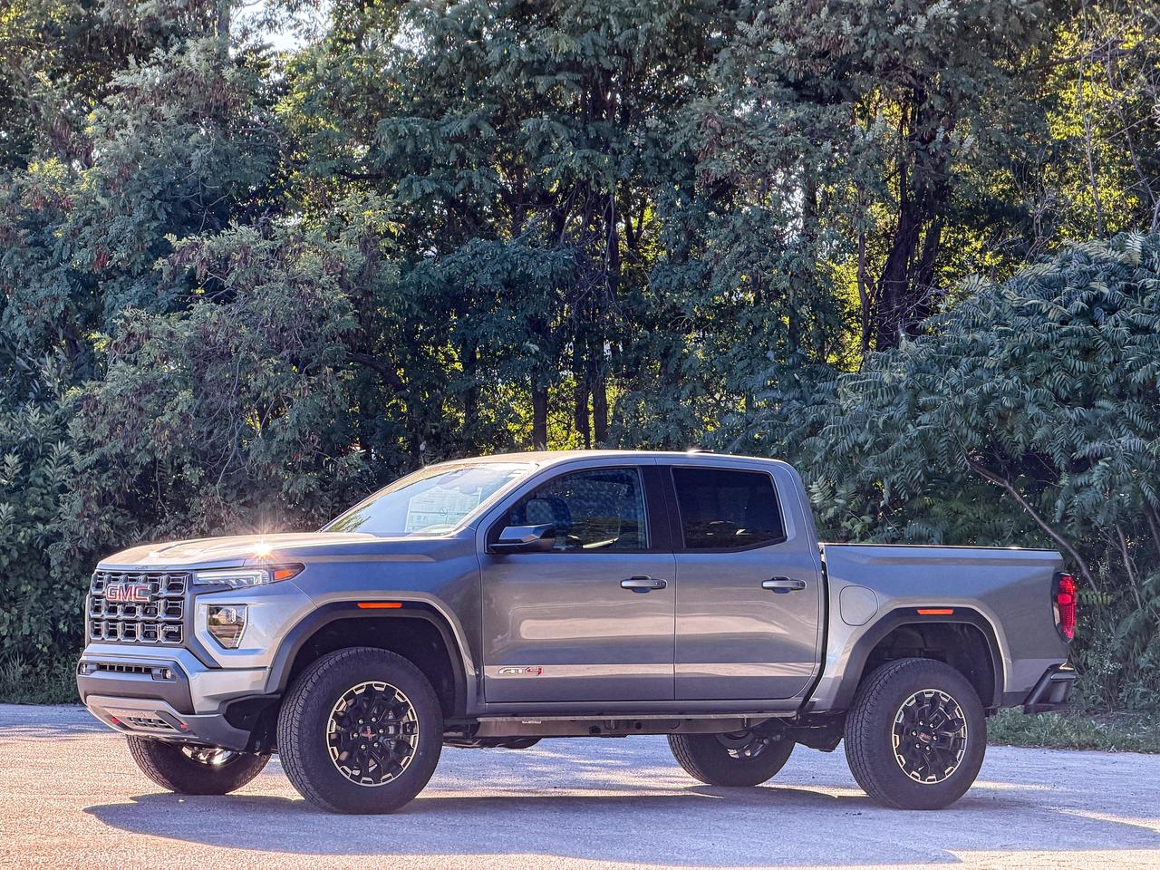 2026 GMC Canyon AT4 Photo