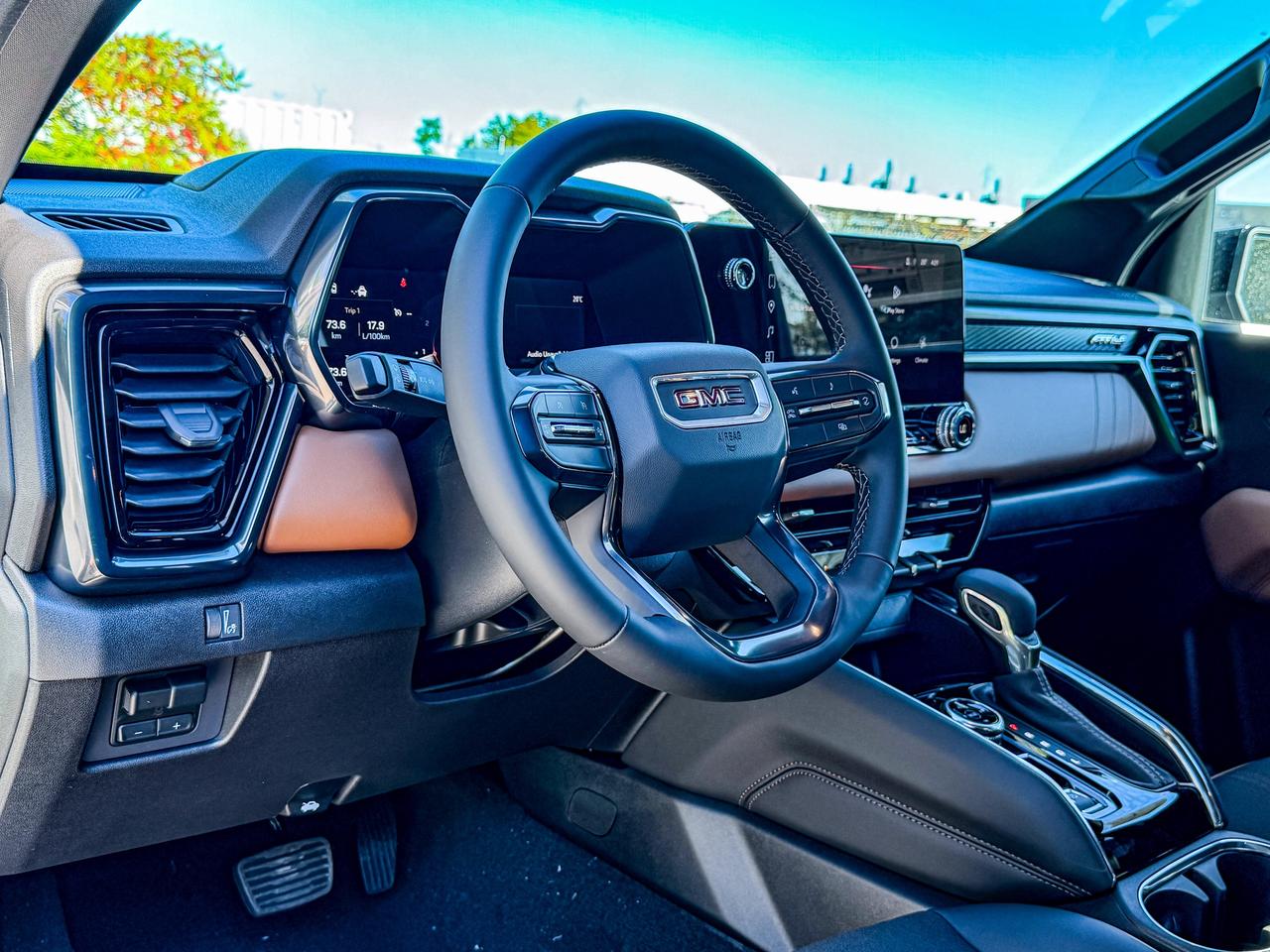 2026 GMC Canyon AT4 Photo