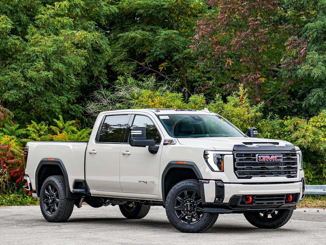 2026 GMC SIERRA 2500HD AT4 Photo