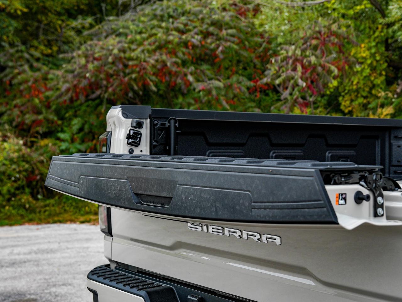 2026 GMC SIERRA 2500HD AT4 Photo