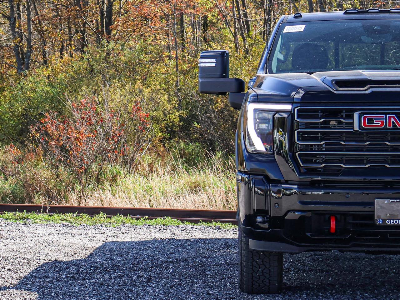 2026 GMC SIERRA 2500HD AT4 Photo