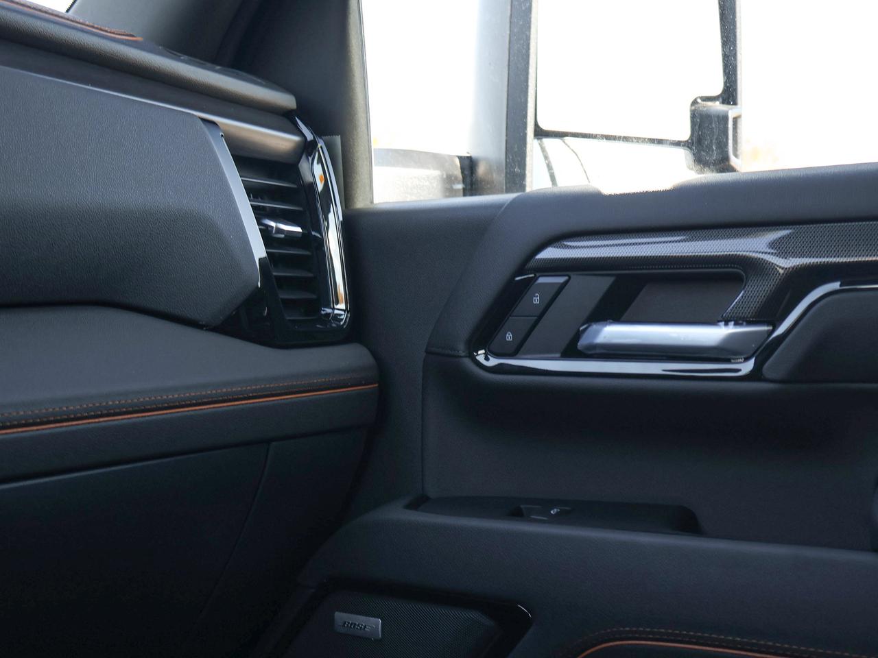 2026 GMC SIERRA 2500HD AT4 Photo