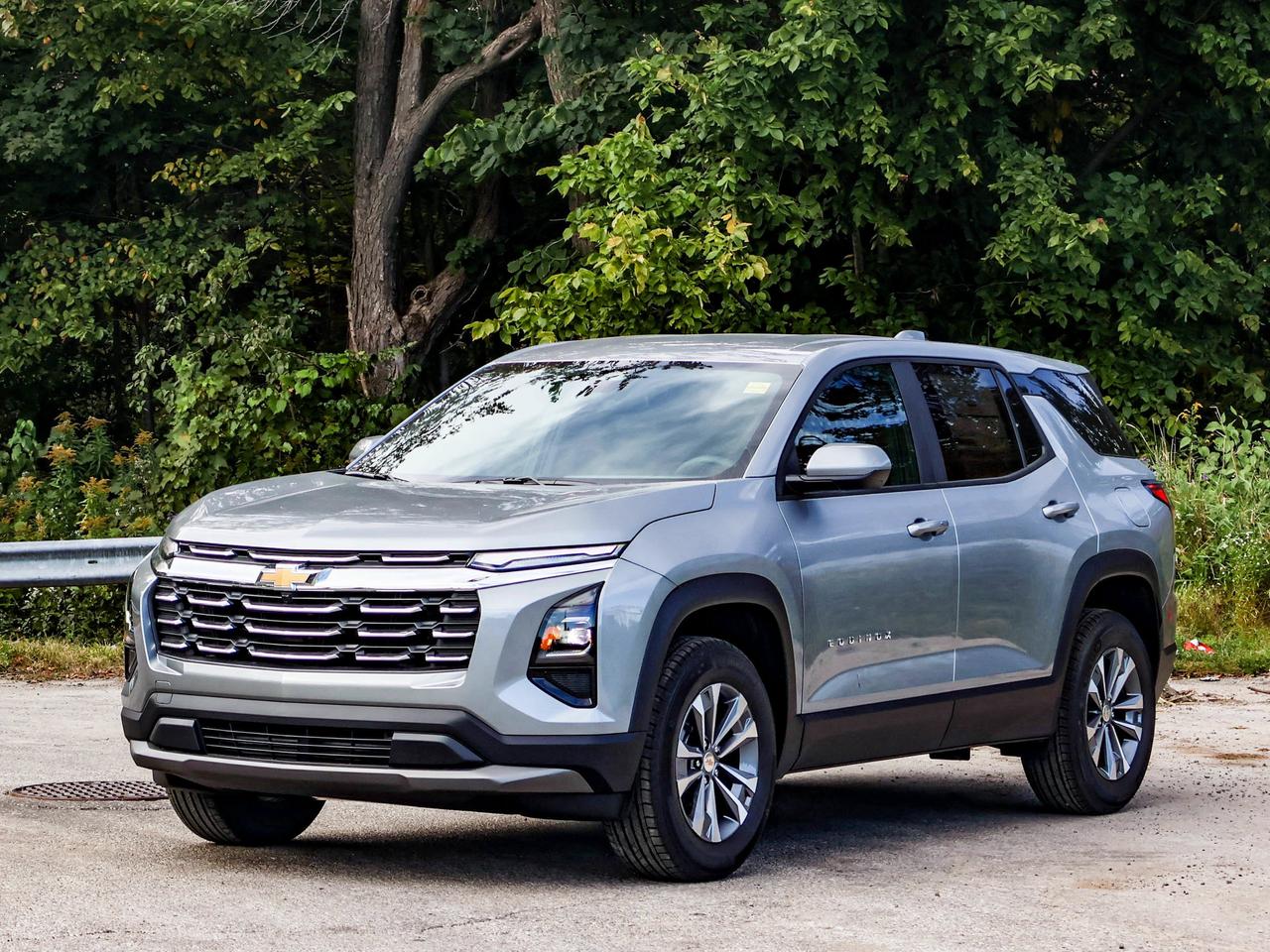 2027 Chevrolet Equinox AWD LT Photo