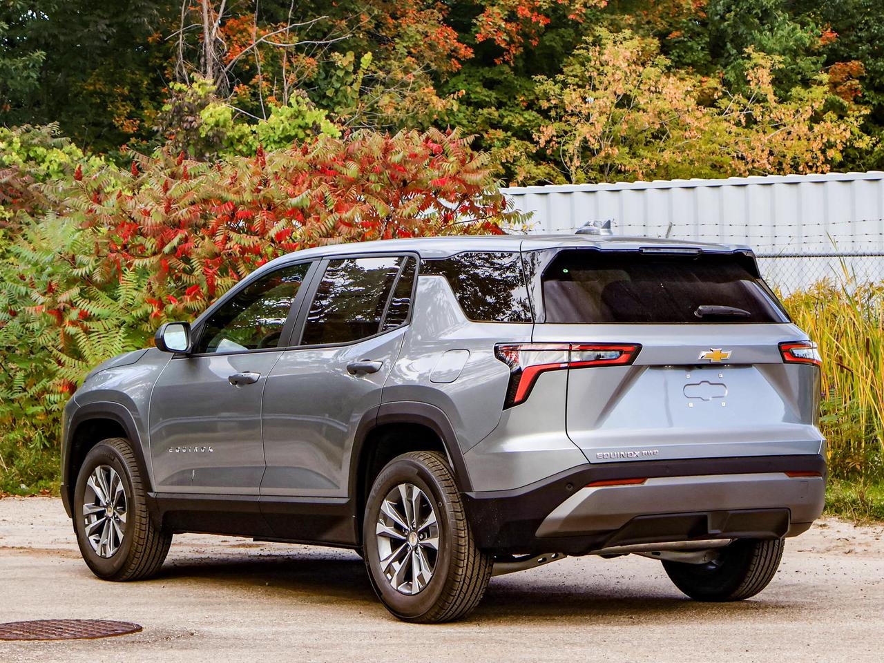 2027 Chevrolet Equinox AWD LT Photo