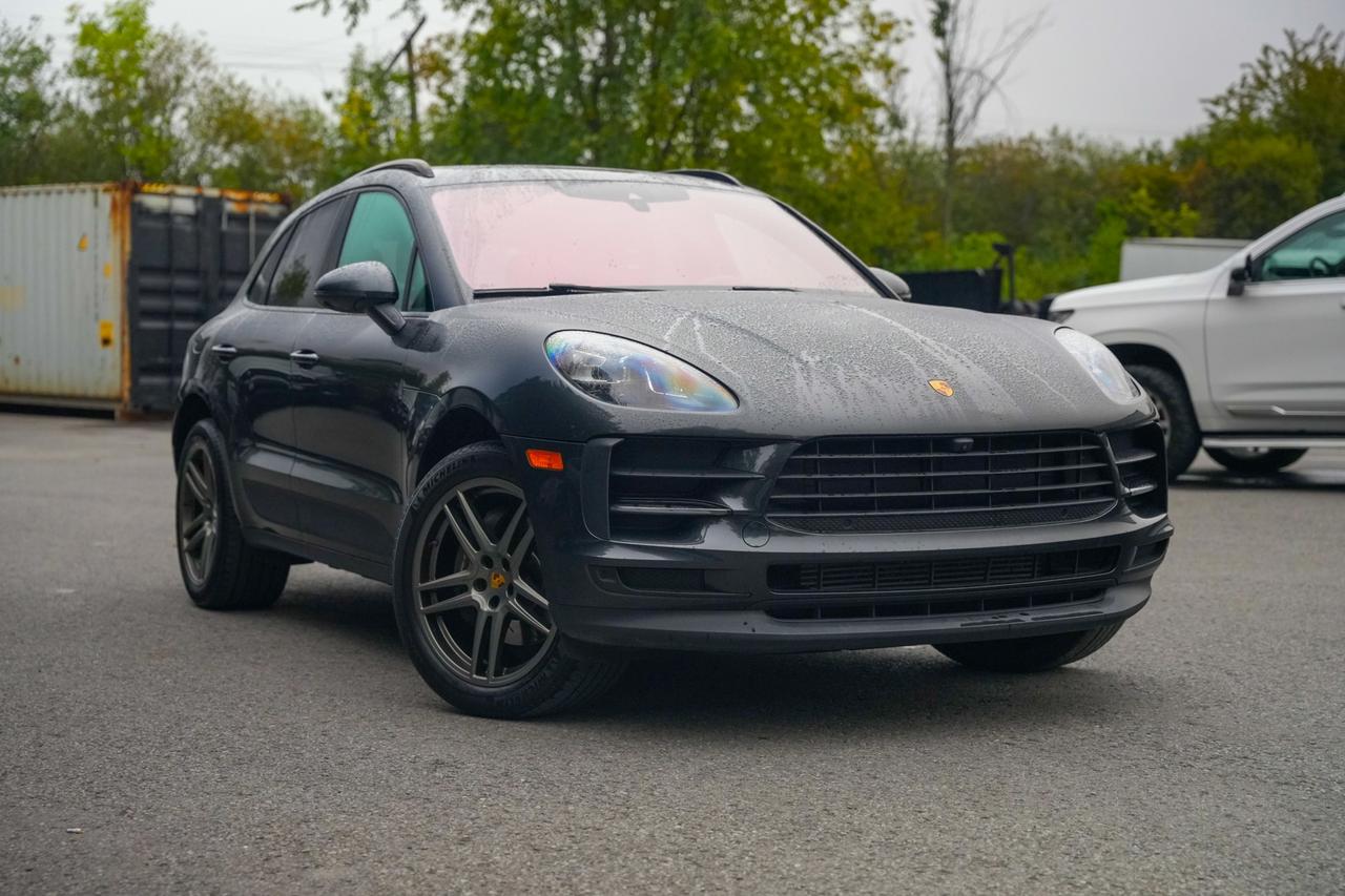 2021 Porsche Macan  Photo