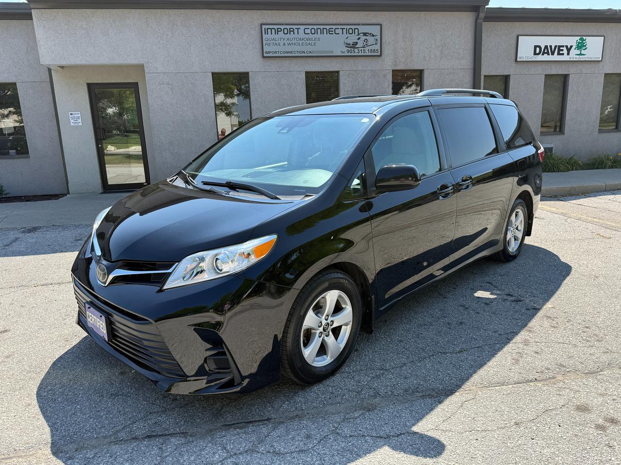 2018 Toyota Sienna LE 8PASS,REARVIEW CAMERA,NO ACCIDENTS,CERTIFIED!