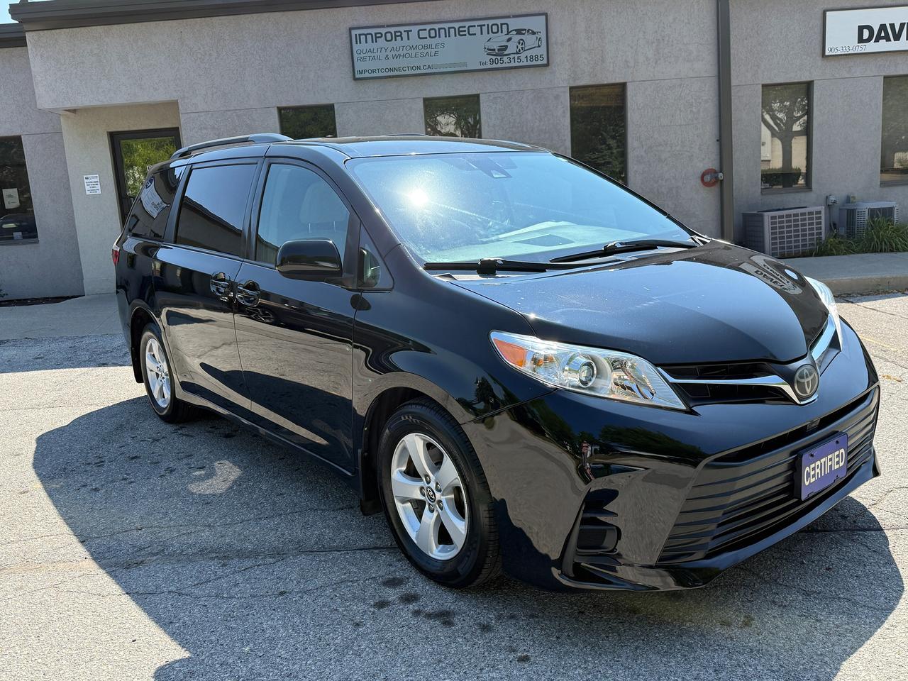 2018 Toyota Sienna LE 8PASS,REARVIEW CAMERA,NO ACCIDENTS,CERTIFIED! Photo