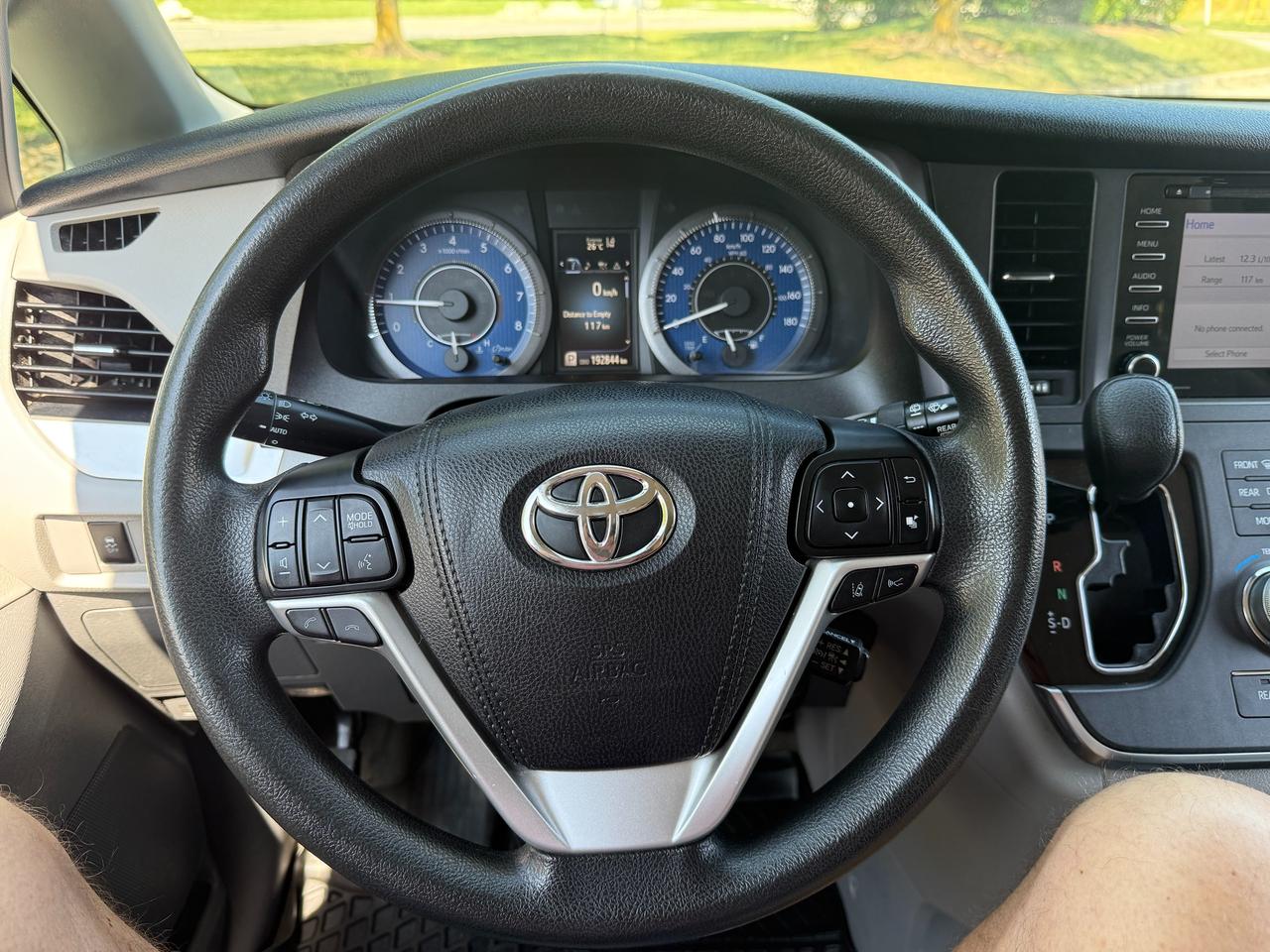 2018 Toyota Sienna LE 8PASS,REARVIEW CAMERA,NO ACCIDENTS,CERTIFIED! Photo