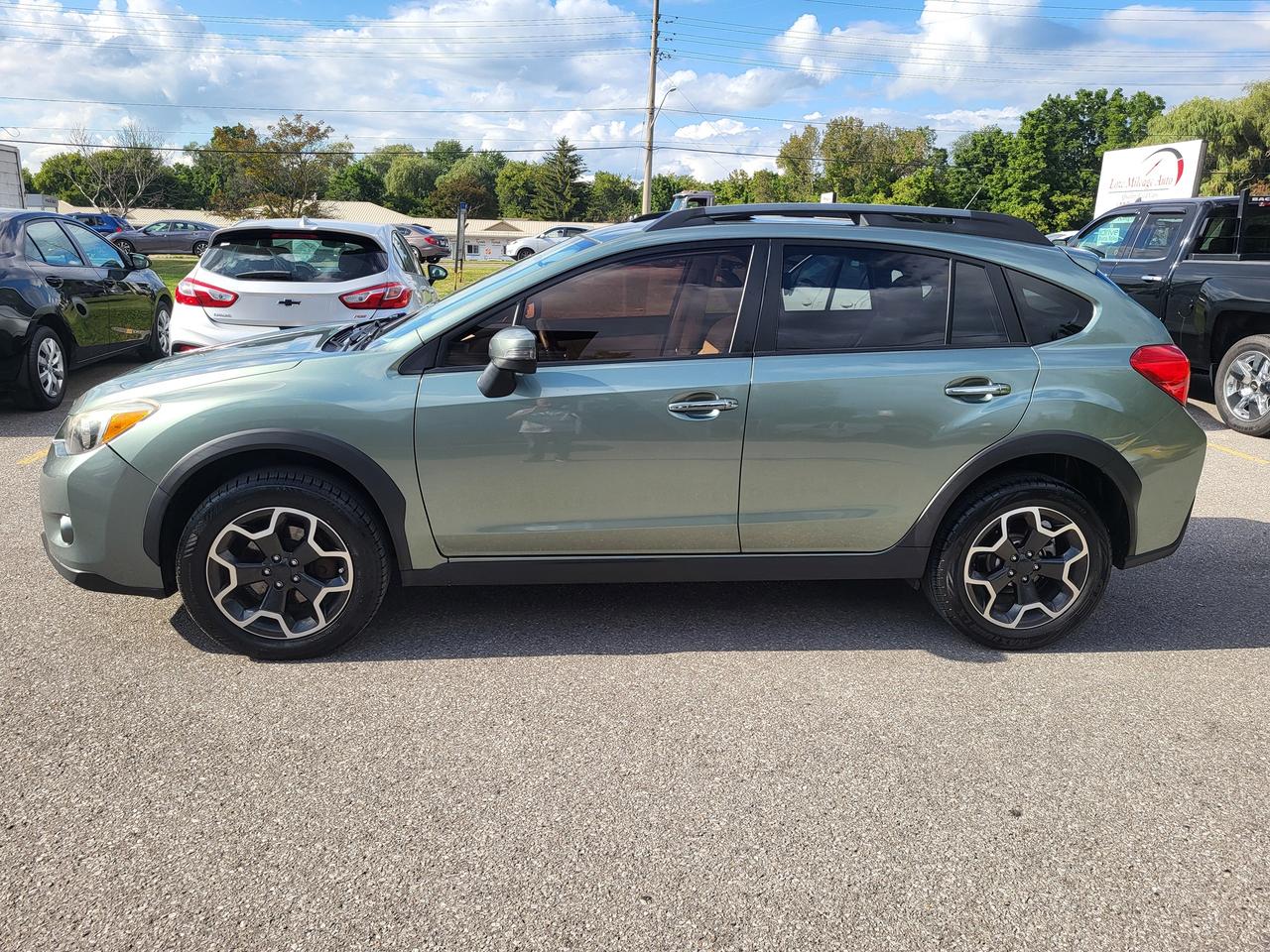 2015 Subaru XV Crosstrek 2.0i w/Limited Pkg Photo5