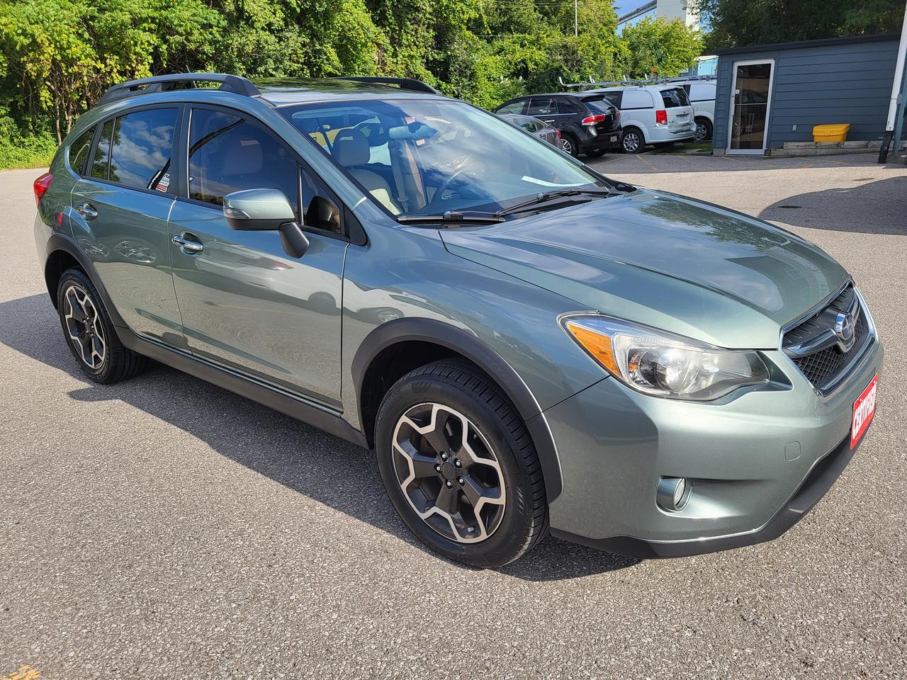 2015 Subaru XV Crosstrek 2.0i w/Limited Pkg Photo3